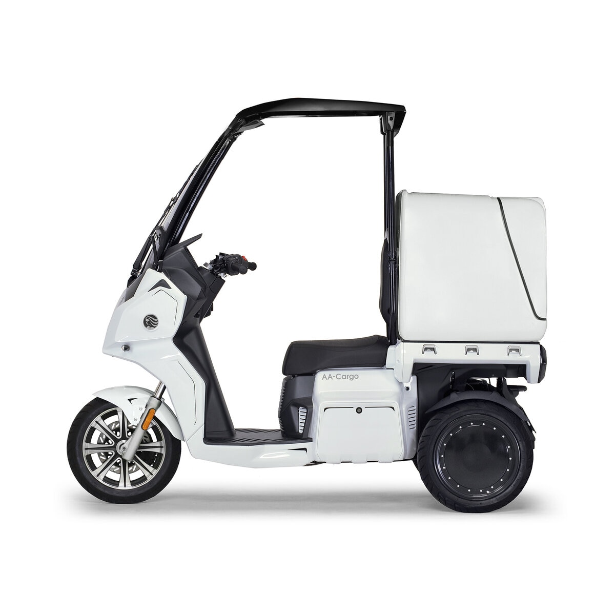 アイディア AAカーゴ α4（アルファ4）50ccクラス 電動3輪バイク 215L BOX付き