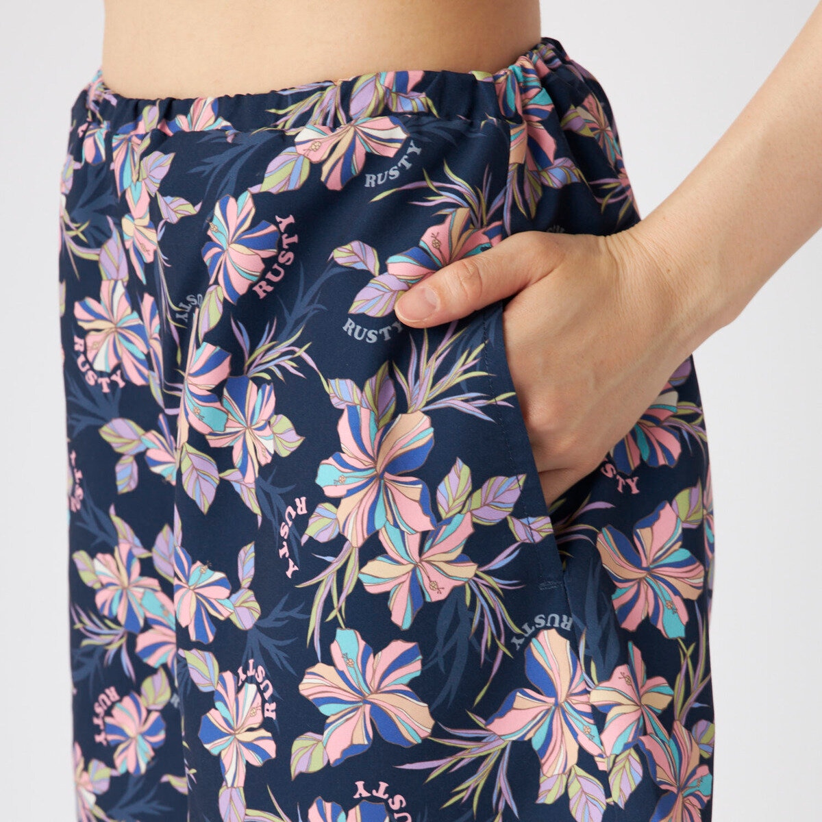 ラスティ レディース 水着4点セット ネイビー L | Costco Japan